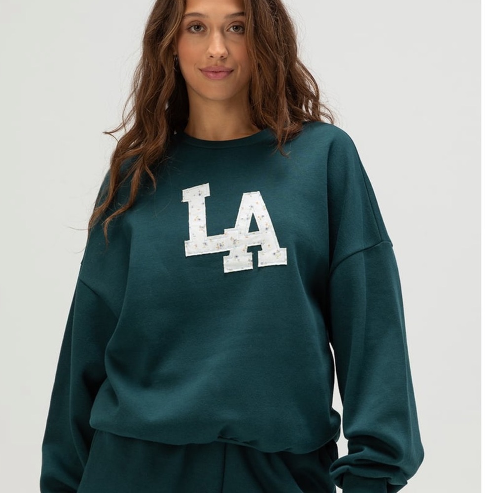 Full Tilt LA Patchwork Crewneck Sweatshirt l Small